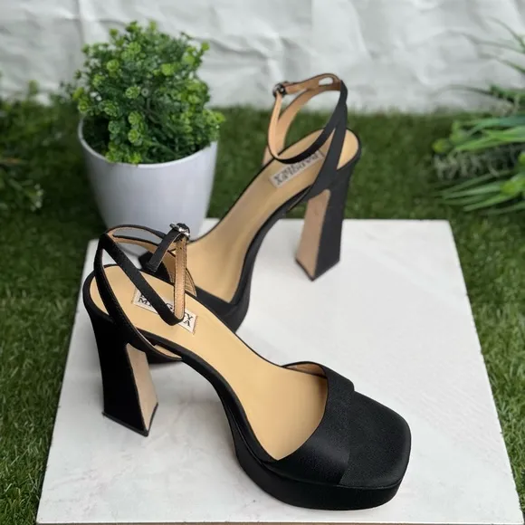 Badgley Mischka Caia Elegant Black Platform Heels ankle strap size 9