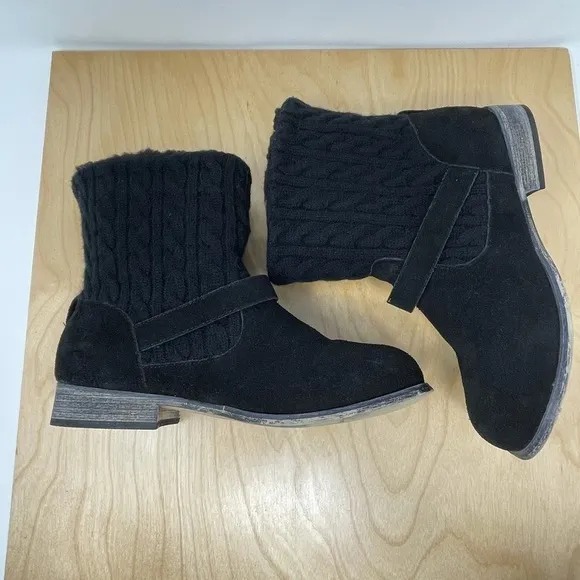 BearPaw Black Suede/Knit Shania Ankle Boots Sz 9