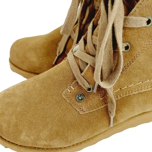 Bearpaw Krista Tan Sheepskin Suede Platform Heeled Ankle Boots Size 8 Brand NEW