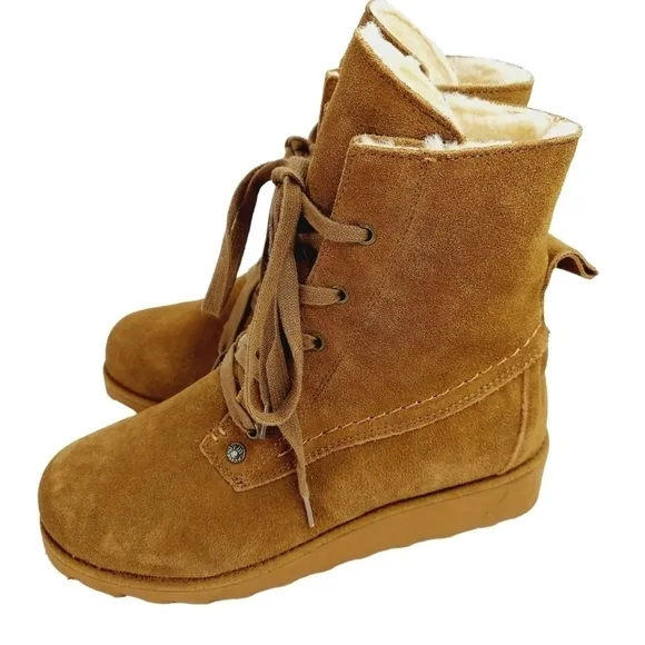 Bearpaw Krista Tan Sheepskin Suede Platform Heeled Ankle Boots Size 8 Brand NEW