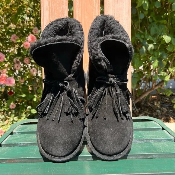 BearPaw suede Christie boots