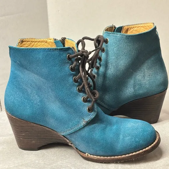 BED STU Turquoise, Suede ANKLE BOOTS WEDGE Distressed Size 7.5