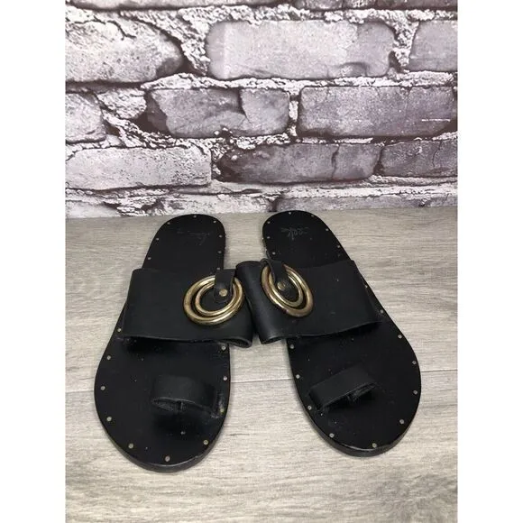 Beek Black Leather Handmade Gold Toe Ring Flats Sandals Women Sz 7M US/38EU