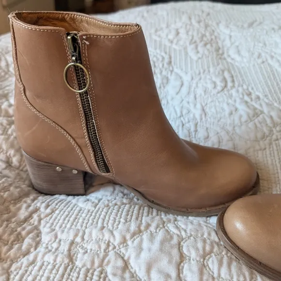 Beek Tan Leather Ankle Boots