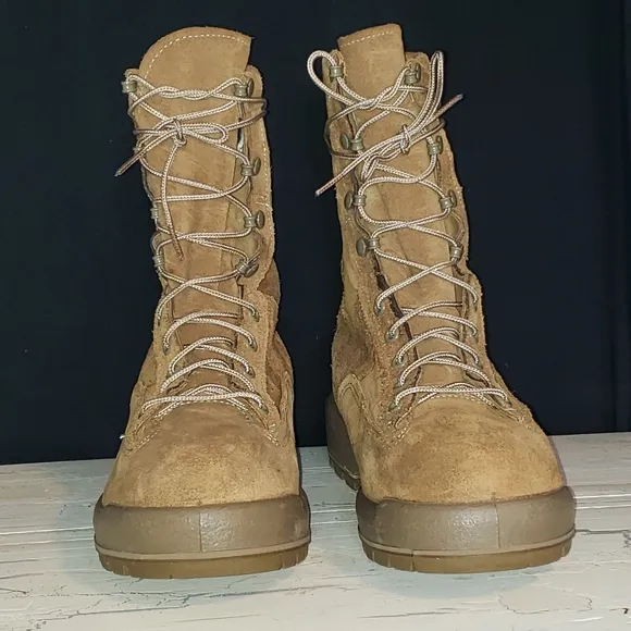 Belleville 'XCW' Extreme Cold Weather Insulated Boot - Men's size 7W