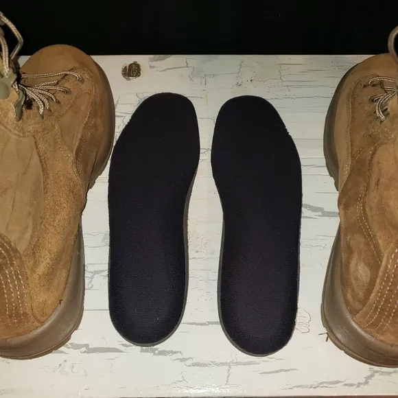 Belleville 'XCW' Extreme Cold Weather Insulated Boot - Men's size 7W
