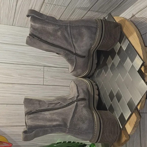 Bernardo sonja suede buckle boots