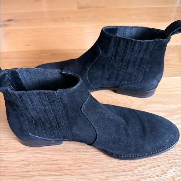 black suede ankle boots, worn once. too small :-(so cute, almost new condition.