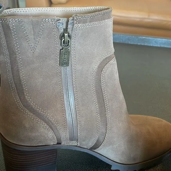 Blondo Raniah Suede Taupe Boots size 9M