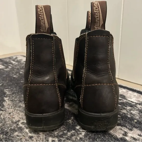 Blundstone Stout Brown Leather Chelsea Boots Women’s 7.5