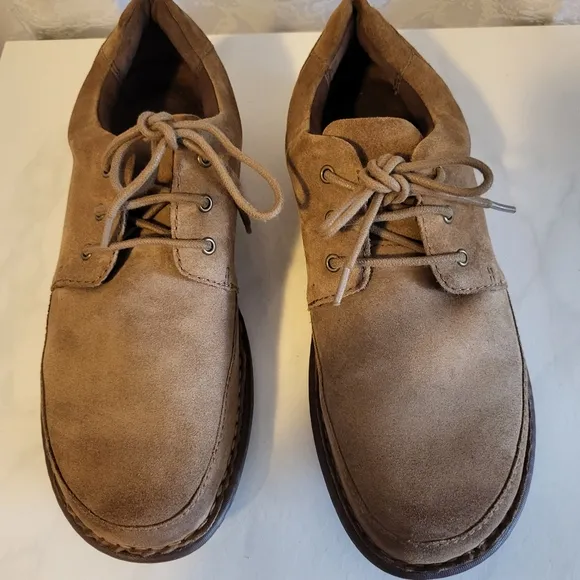 BORN Nigel 3 Eye Men's Suede Shoes, Size 10M, Color Tan, Lace Up, Comfy, Casual