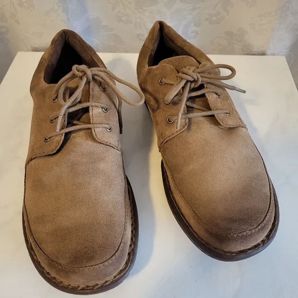 BORN Nigel 3 Eye Men's Suede Shoes, Size 10M, Color Tan, Lace Up, Comfy, Casual