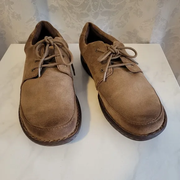 BORN Nigel 3 Eye Men's Suede Shoes, Size 10M, Color Tan, Lace Up, Comfy, Casual