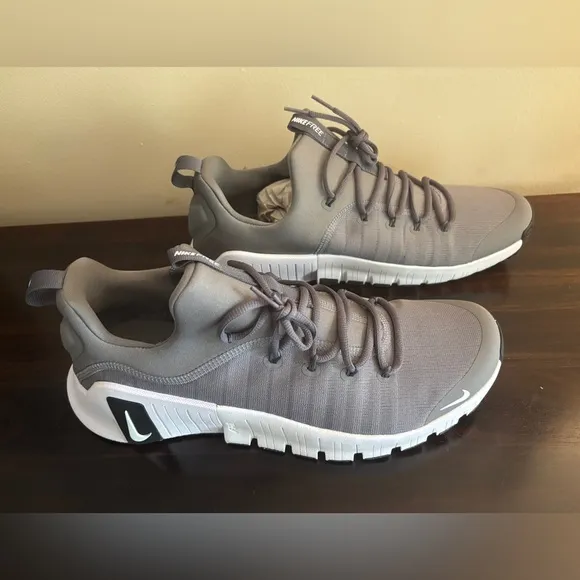(Brand New) Mens Nike Metcon 6 Gray