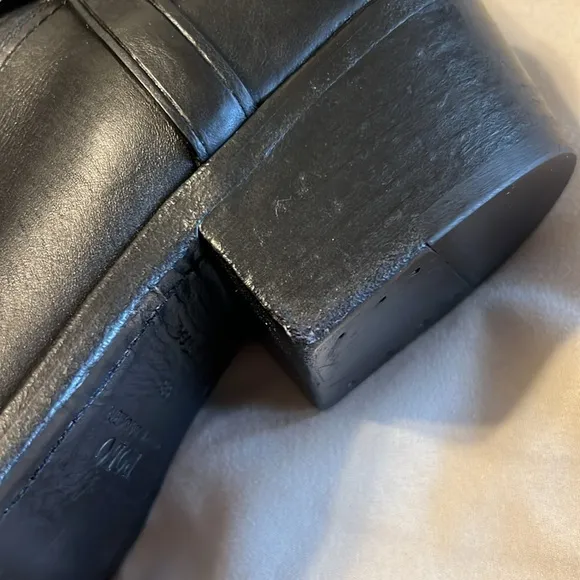 Brand new womens Ralph Lauren Vachetta leather harness boots!