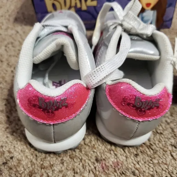 Bratz Girl Sneakers Shoes 12