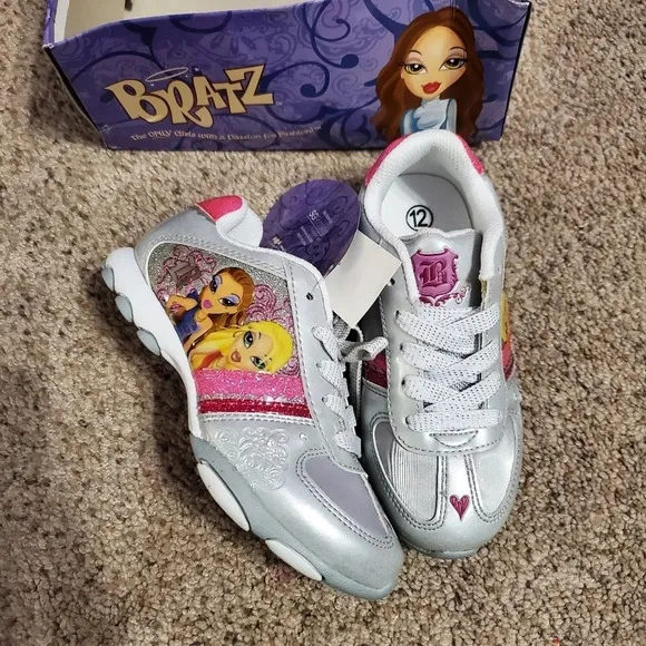 Bratz Girl Sneakers Shoes 12