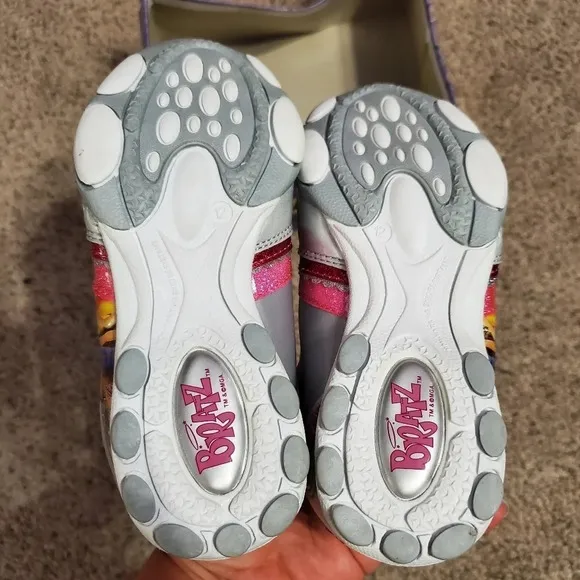 Bratz Girl Sneakers Shoes 12
