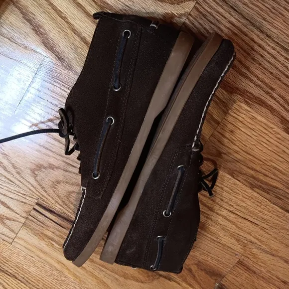Brooks Brothers‎ Brown Suede Chukka Boots - Size 8.5!