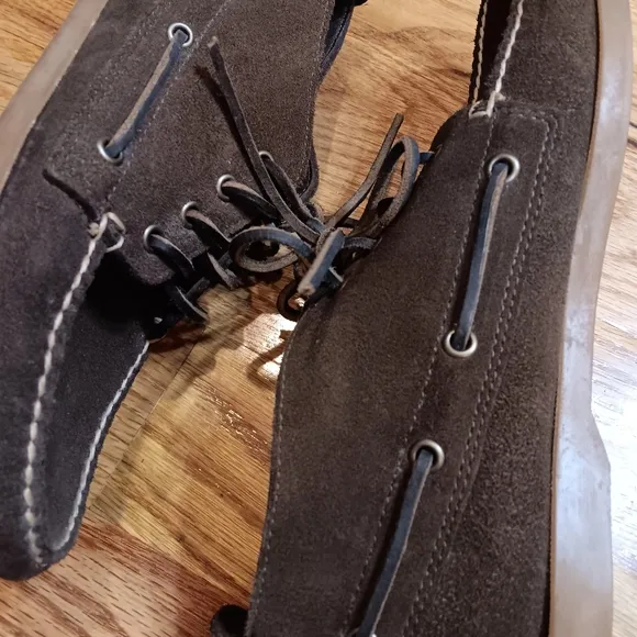 Brooks Brothers‎ Brown Suede Chukka Boots - Size 8.5!