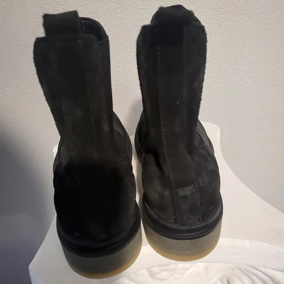 BUENO Chelsea Suede Ankle Boot