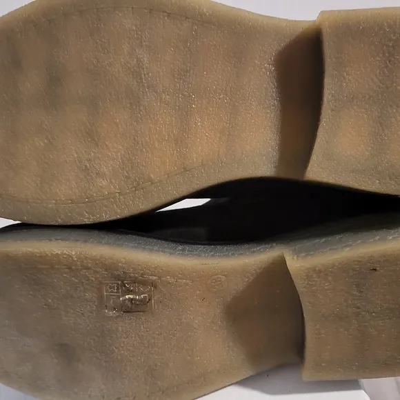 BUENO Chelsea Suede Ankle Boot