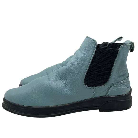 Bueno Womens Shoes Scout Chelsea Boots Sz 6.5 Blue Leather Ankle Booties Casual