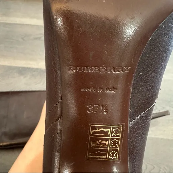 Burberry brown leather boots (Sz 37.5)