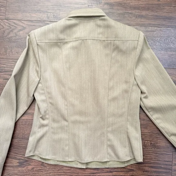 Carlisle 100% Wool Beige Button Up Collared Lightweight Jacket Womens Size 4