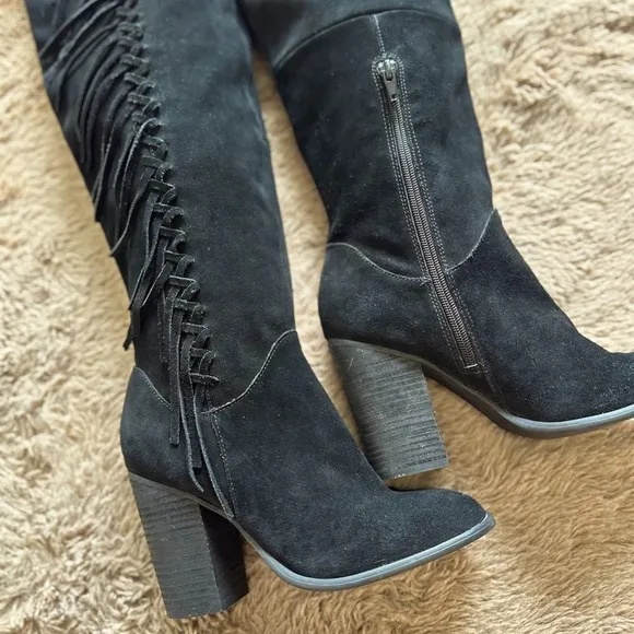 Carlos Santana Suede Knee-High Boots 7.5