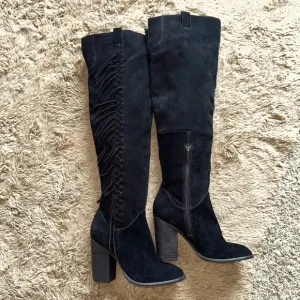 Carlos Santana Suede Knee-High Boots 7.5
