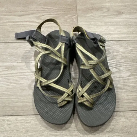 Chaco JCH108074 Light Yellow And Sandals Hiking Outdoors Toe Loop Womens 11
