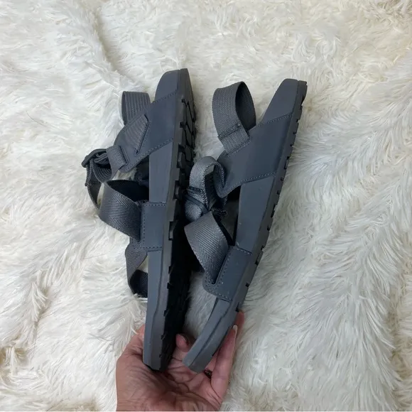 Chaco Lowdown 2 Gray Hiking Sandals