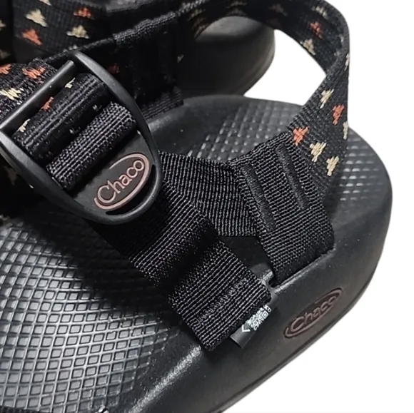 CHACO Lowdown Sandal Mens 11 Blaxk Adjustable Strappy Hiking Hippie Cali