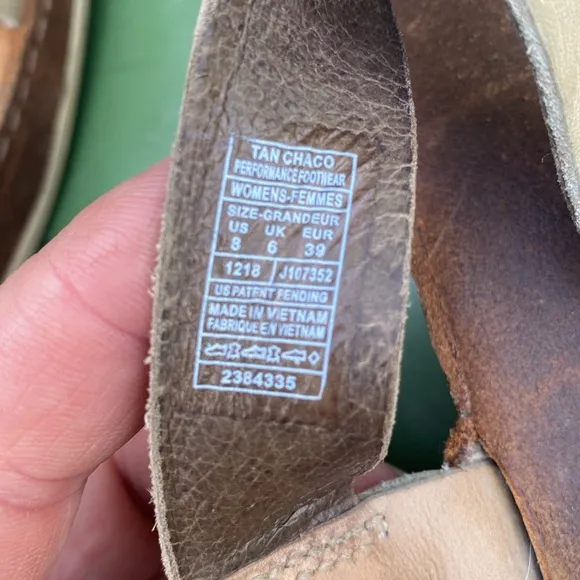 Chaco Tan Leather Wayfarer Sandals Women’s Size 8 Summer Hiking Gorpcore EUC