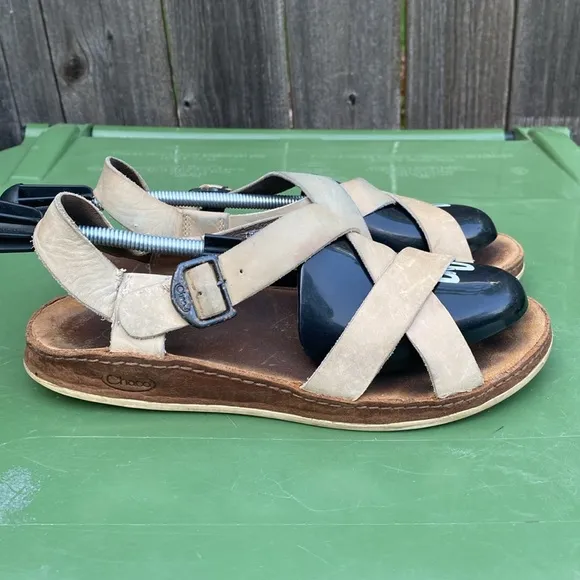 Chaco Tan Leather Wayfarer Sandals Women’s Size 8 Summer Hiking Gorpcore EUC
