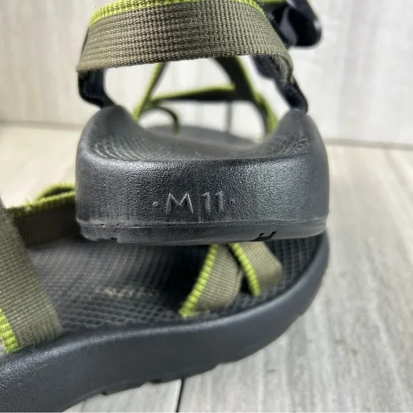 Chaco Z/Cloud Z1 Classic Green and Black Sandals Trail Hiking Shoe Mens Size 11