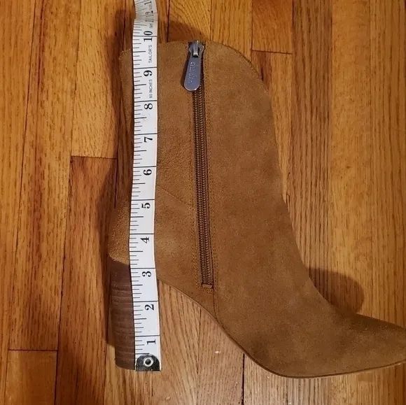 CHARLES BY CHARLES DAVID‎ BOULDER BOOTS
