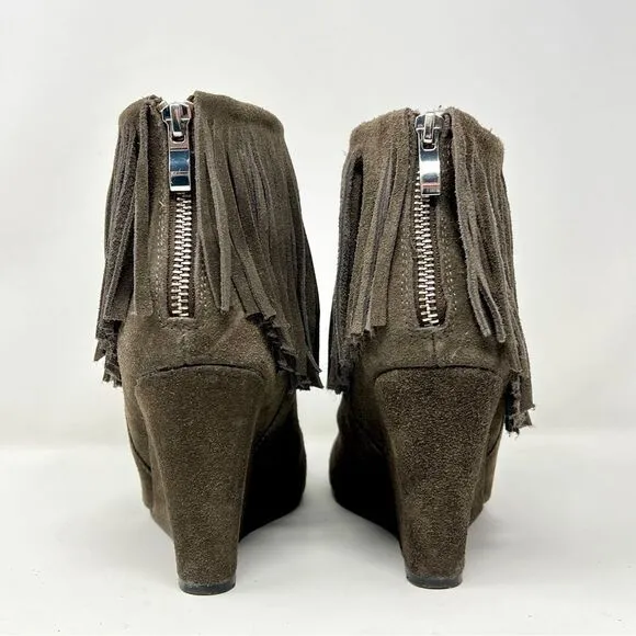 Chinese Laundry Arctic Fringe Taupe Suede Back Zip Wedge Ankle Booties Size 7.5