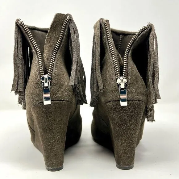 Chinese Laundry Arctic Fringe Taupe Suede Back Zip Wedge Ankle Booties Size 7.5
