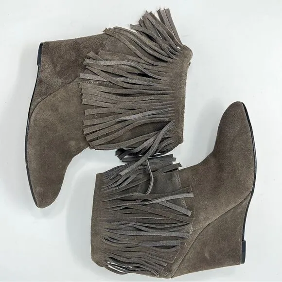 Chinese Laundry Arctic Fringe Taupe Suede Back Zip Wedge Ankle Booties Size 7.5