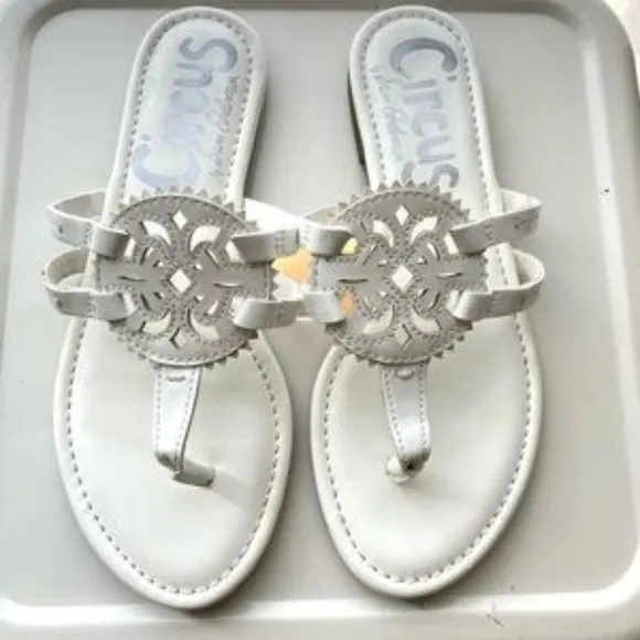 CIRCUS by Sam Edelman woman s sandals &quot;Jules medallion white&quot;
