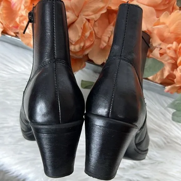 CLARKS 83576 Black Leather Casual Boots Size 9.5