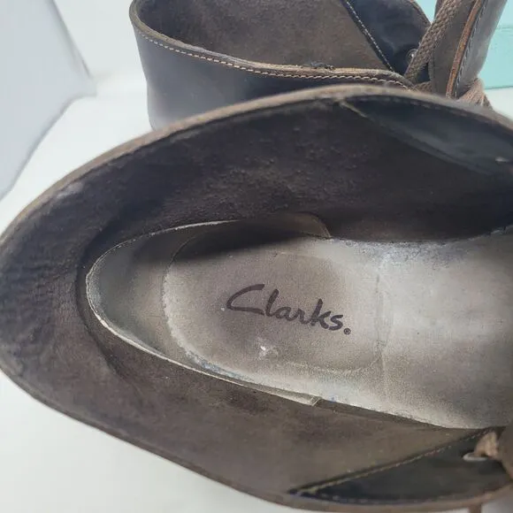 Clarks Boots Mens 9M Bushacre Lace Up Chukka Brown Distressed Leather Casual 99%