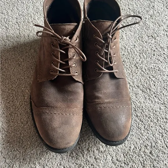 Clarks Brown Leather Ankle Chukka Boots Mens Size 11 Cap Toe Casual Oxford