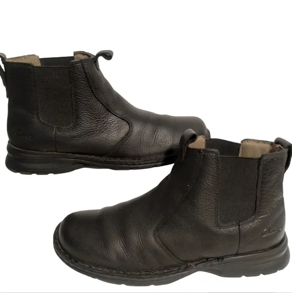 CLARKS Mens Boots Ignis Black Pebble Leather PULL-ON 82478 11M Casual, Goth, Gru