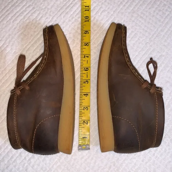 Clark’s Originals Wallabee Boots, Brown Leather, Size 1W