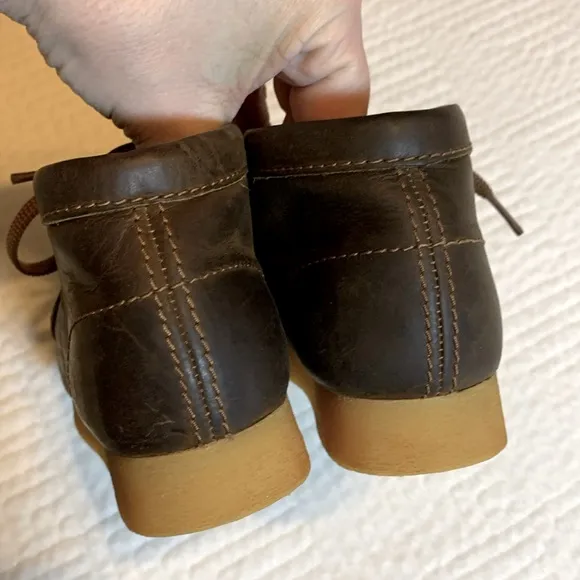 Clark’s Originals Wallabee Boots, Brown Leather, Size 1W