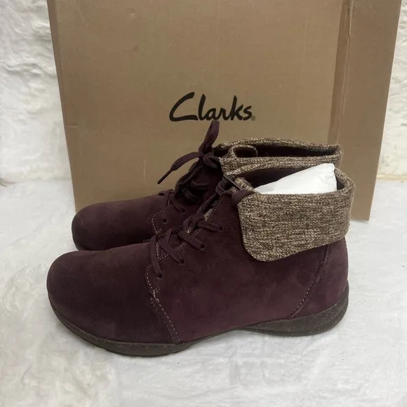 Clarks Roseville Lace Burgundy Suede Women’s Ankle Boots Size 10 W