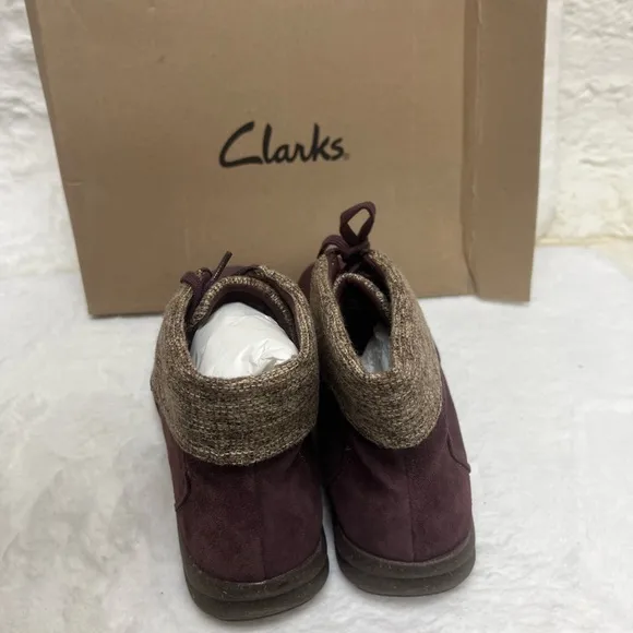 Clarks Roseville Lace Burgundy Suede Women’s Ankle Boots Size 10 W